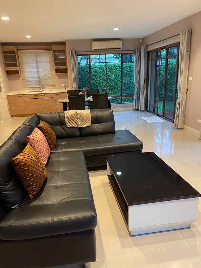 picture For Rent: 2-Storey Detached House at Nantawan Rama 9 – Onnut, 82 sq.wah. Beautiful, clean, green, and comfortable living environment - 4/19