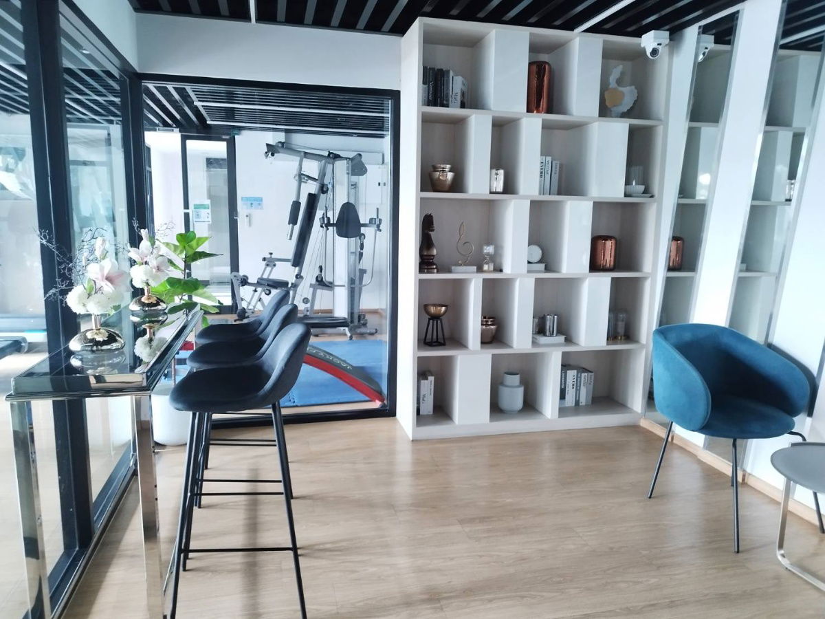 picture Condo for rent HI Lat Phrao 130, size 30 sqm., price 9,500 baht, call 0894282491, Line ID: jeabmona - 51/52