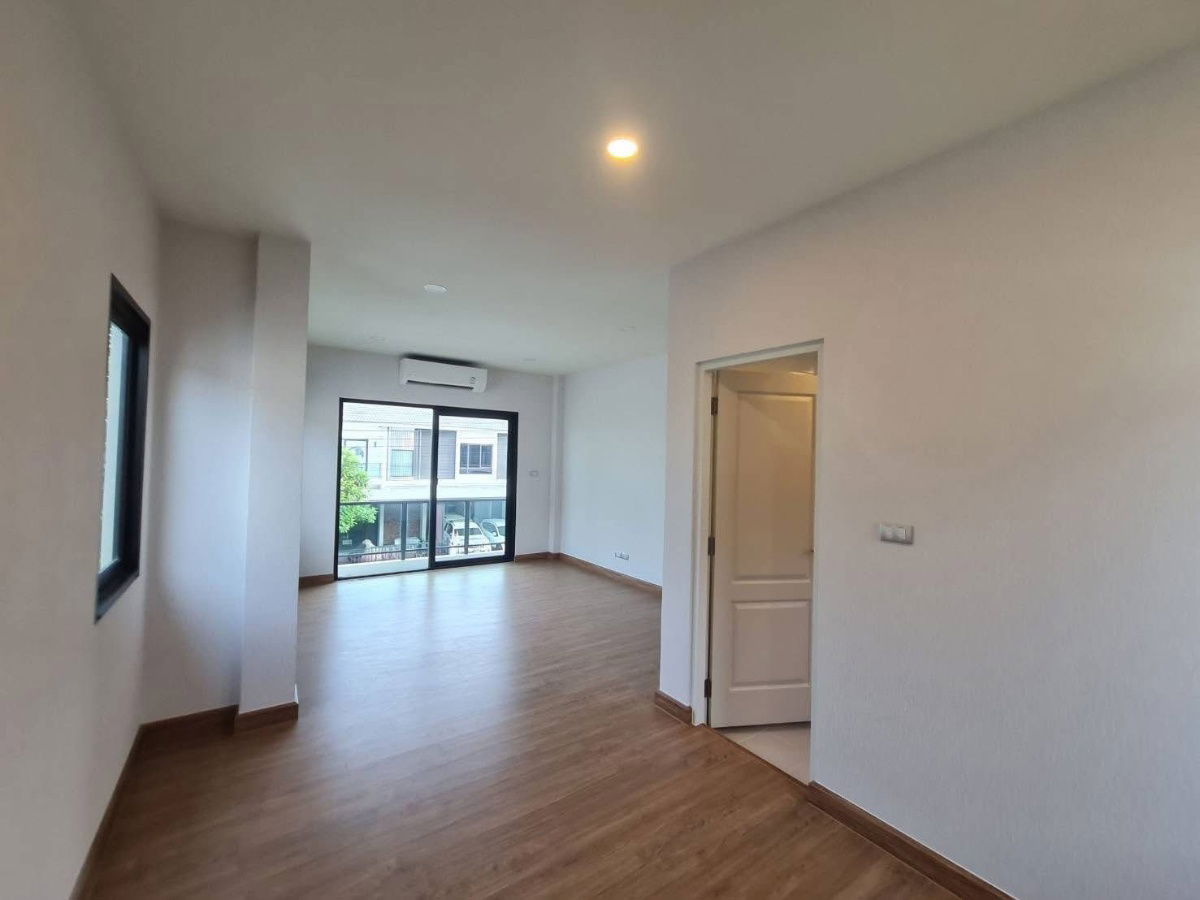 รูป ขายบ้านเดี่ยว 56.5 ตรว. 190 ตรม. 4 ห้องนอน Centro บางนา กม 7 หลังเมกะบางนา อ.บางพลี สมุทรปราการ - รูปที่ 5/7