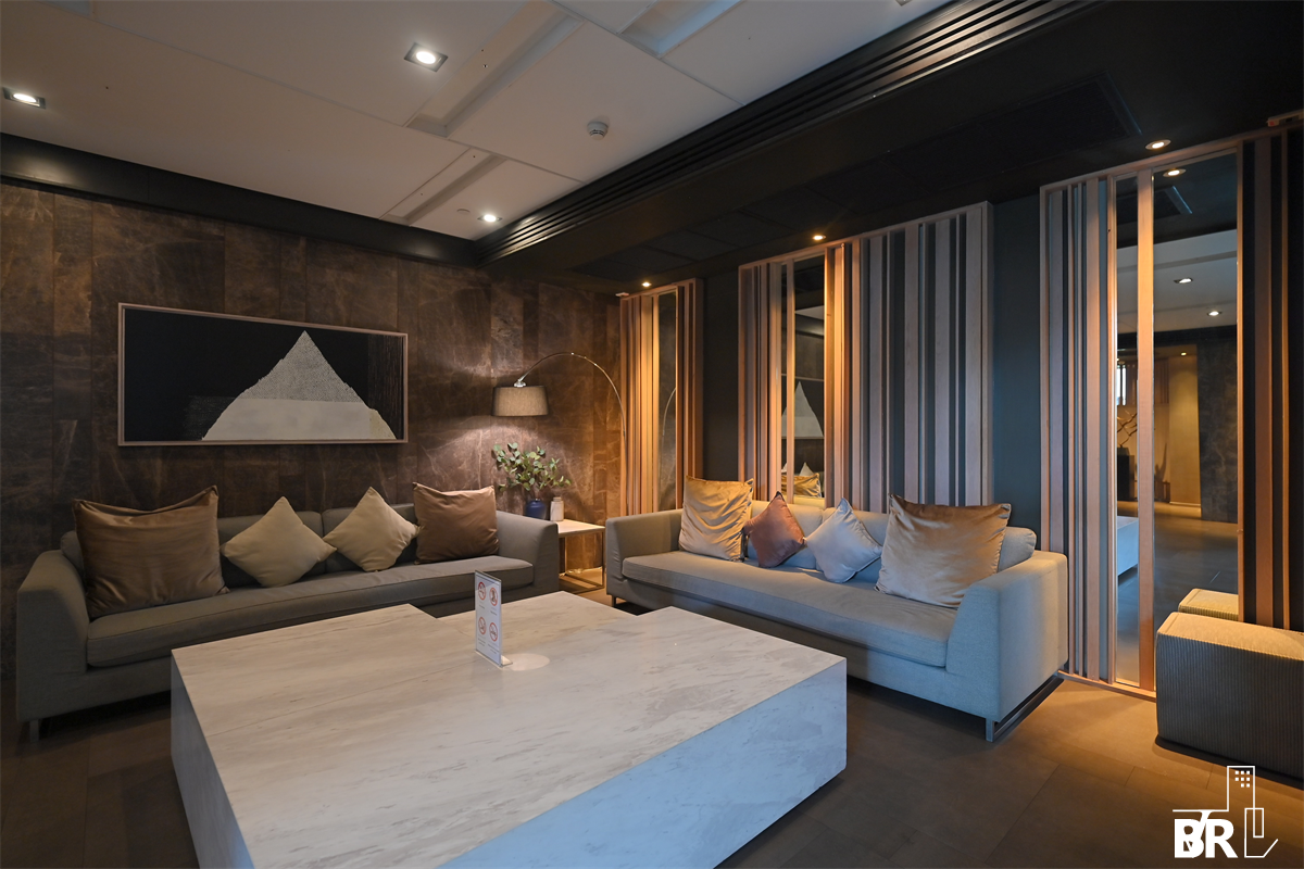 picture Centric Ratchada-Huai Khwang near MRT Huai Khwang Station Ultimate Luxury Lifestyle with Convenience - 5/9