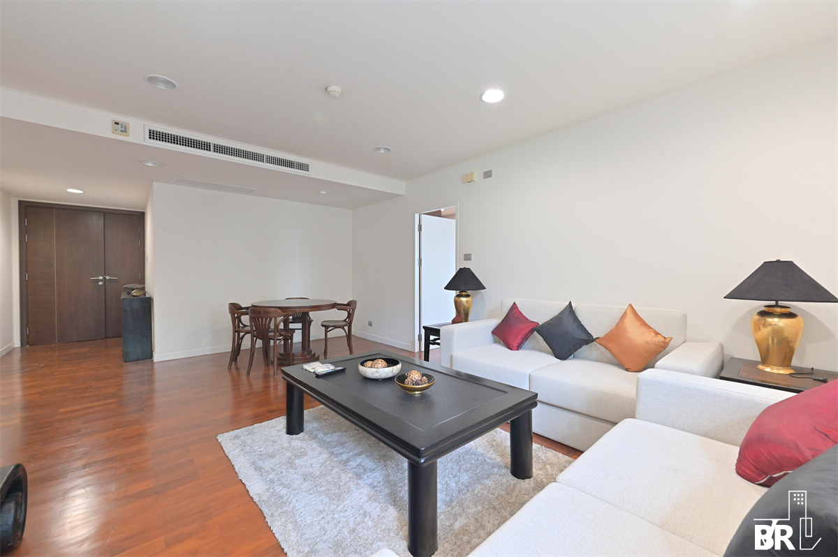picture Baan Siri Ruedee near BTS Phloen Chit Luxury Condo at Special Price - 8/9