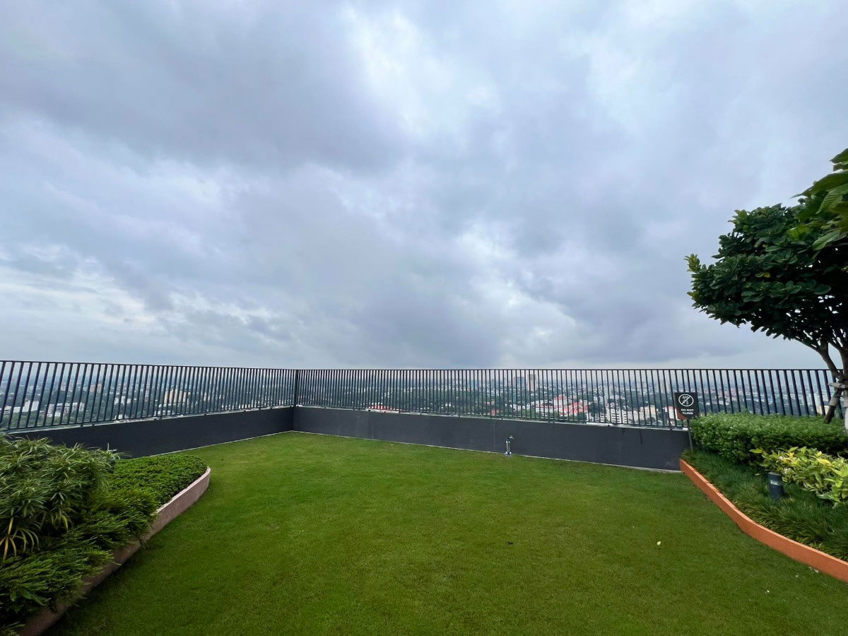 รูป The Base Height Condo For Rent ( Pool View) - รูปที่ 11/15