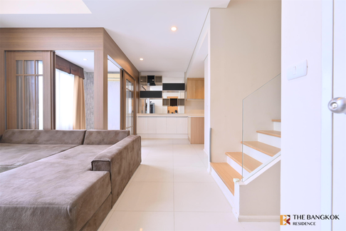 Villa Asoke Hurry to book!! Popular rare units near MRT Phetchaburi Station