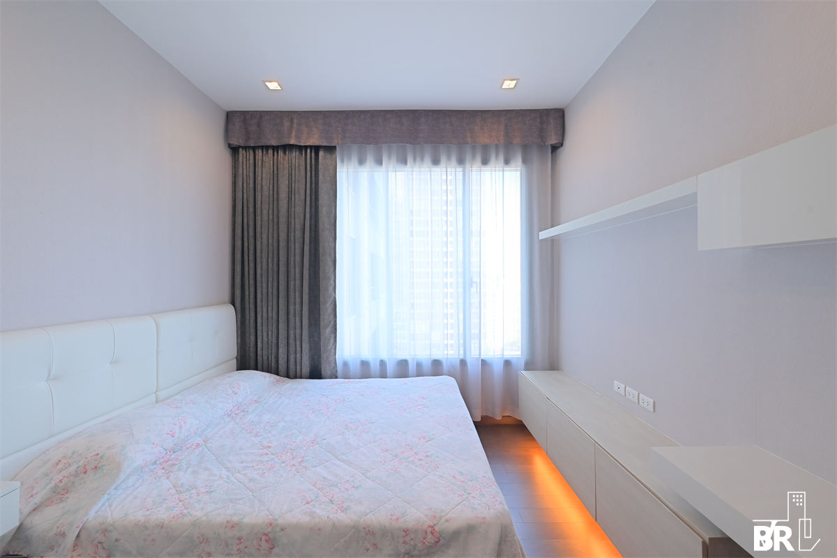 picture Q AsokeSpecial Unit, Great Value near MRT Phetchaburi Station - 2/10