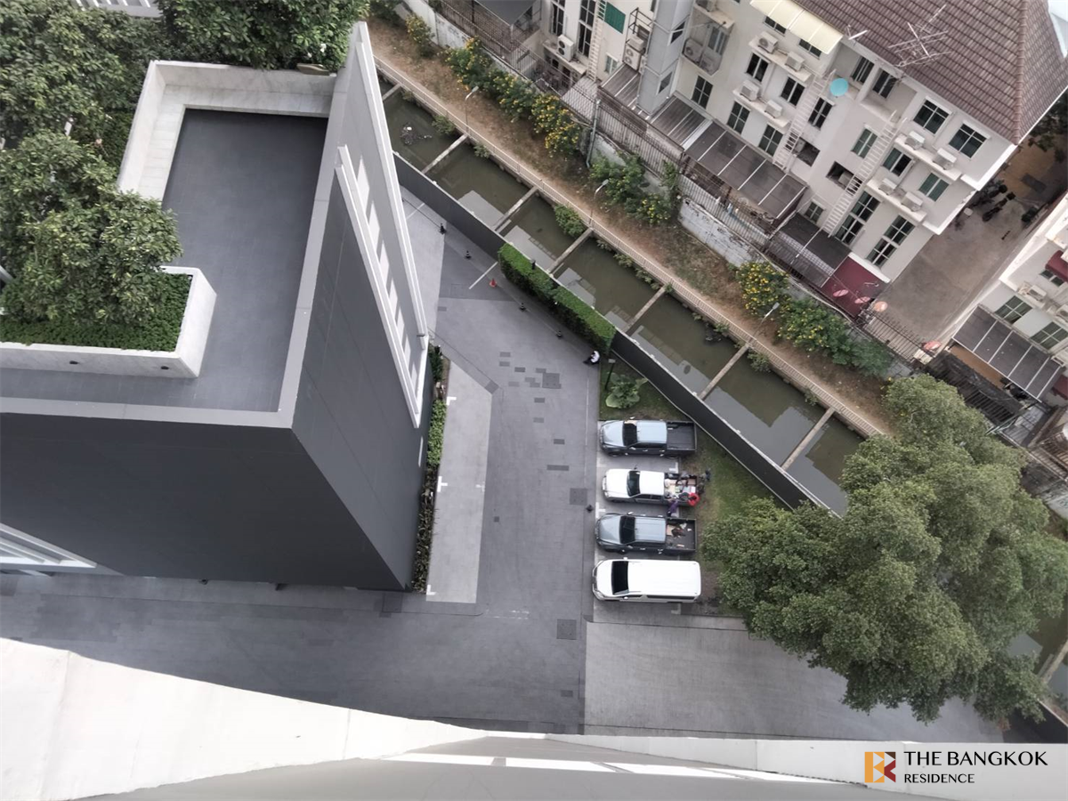 picture Park Origin Thonglor  Luxuriously Elevated Unit - 1/10