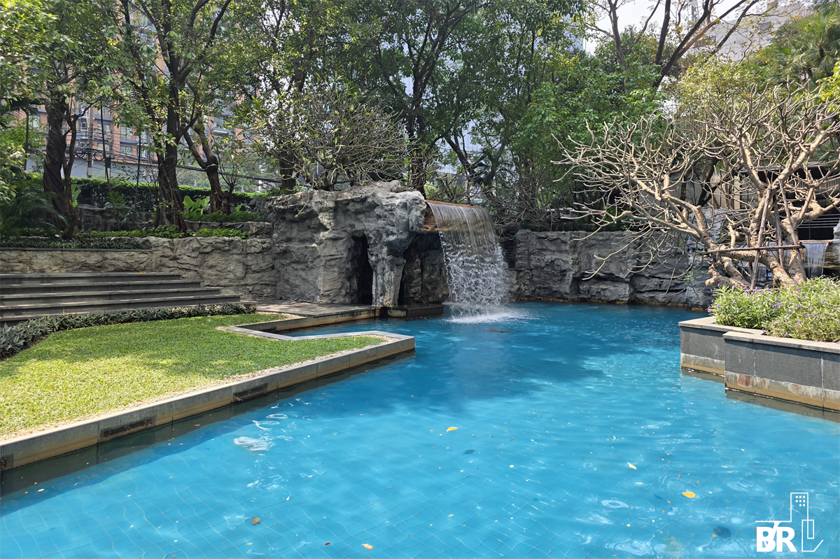 picture The Address Asoke Luxury Unit, Ready for You Without the Wait near MRT Phetchaburi Station - 4/9