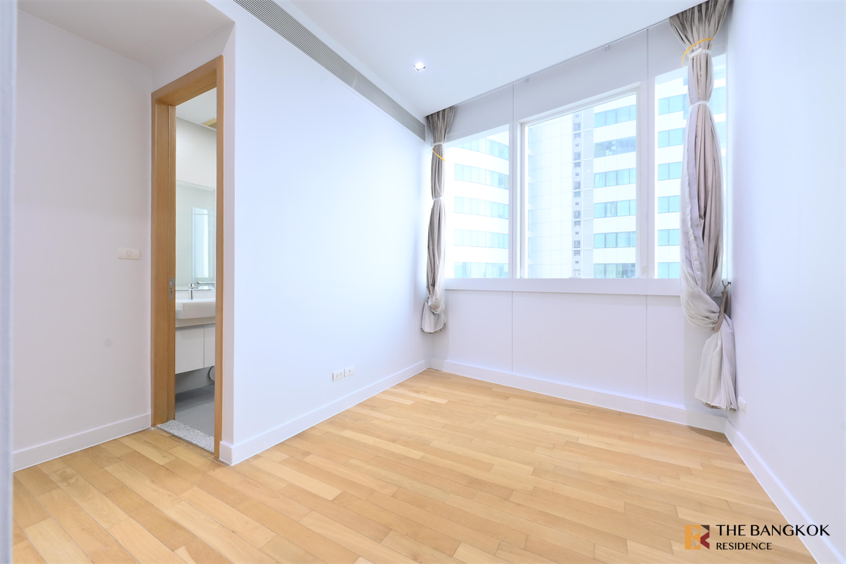 picture Millennium Residence Luxury Unit, Ready for You Without the Wait - 7/10