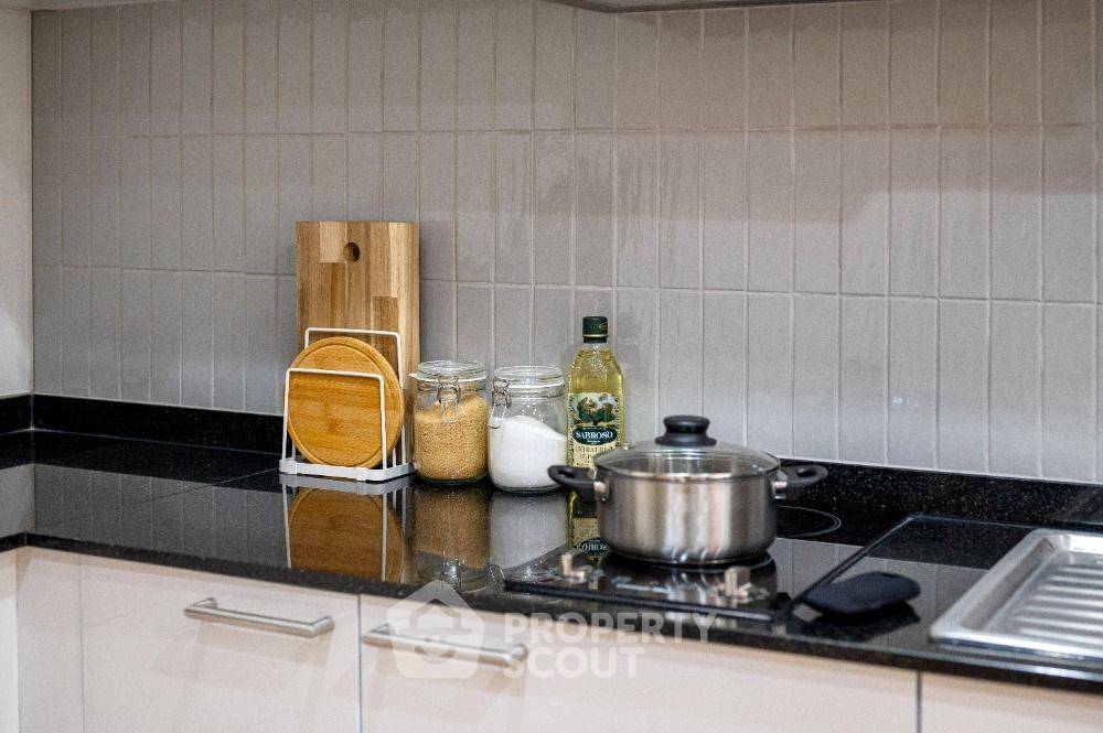 picture 2-BR Condo at The Seed Musee Sukhumvit 26 near BTS Phrom Phong (ID 1573887) - 20/44