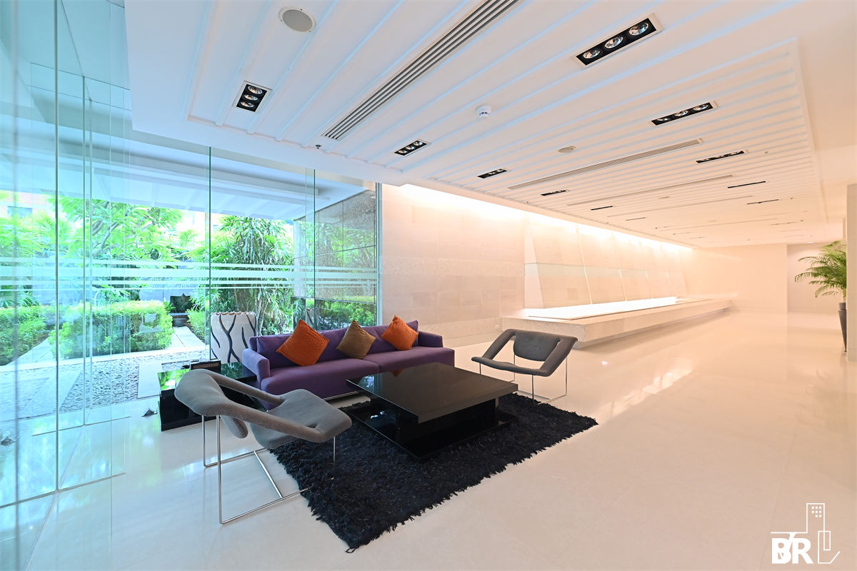 picture Baan Siri 24 Luxury Condo in Central City Location - 8/9