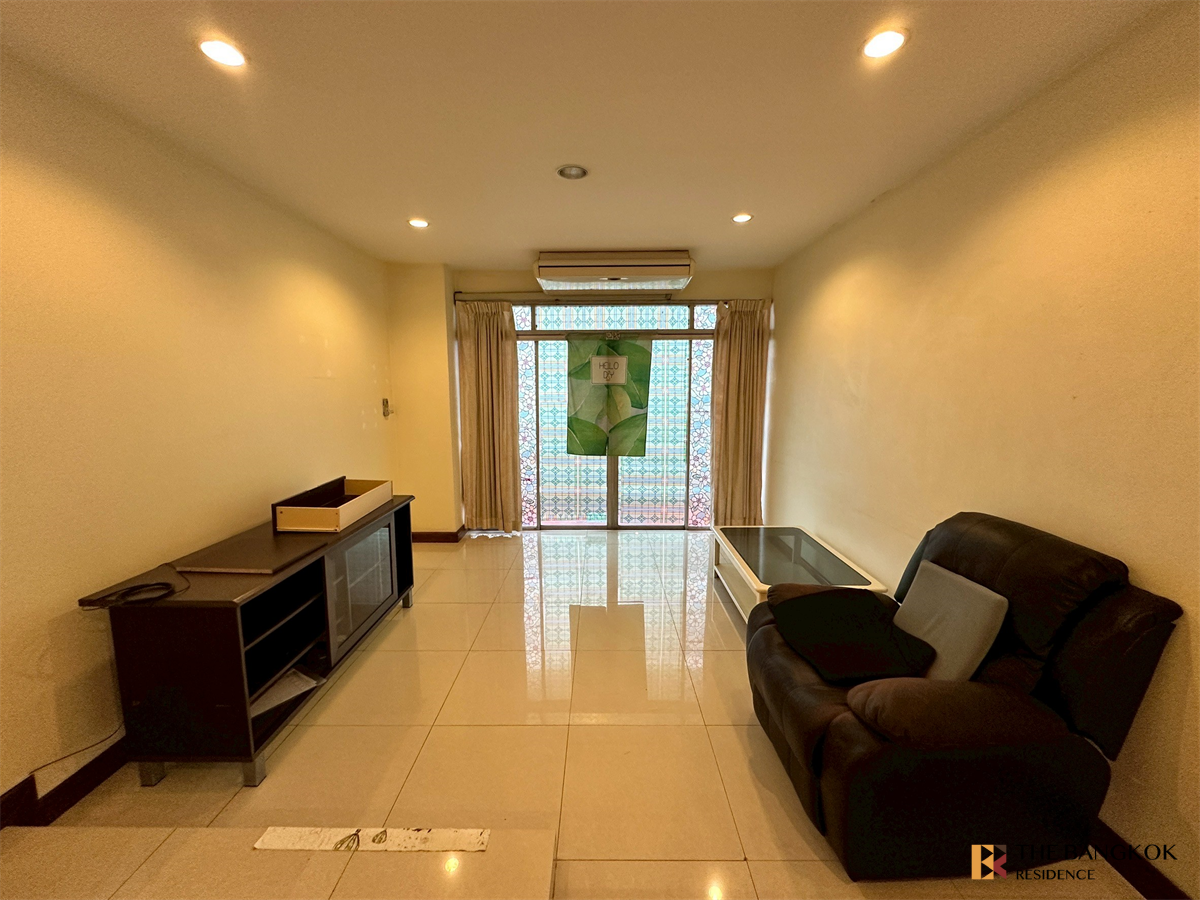 picture Ultimate Luxury Condo in Business District The Heritage - 3/10