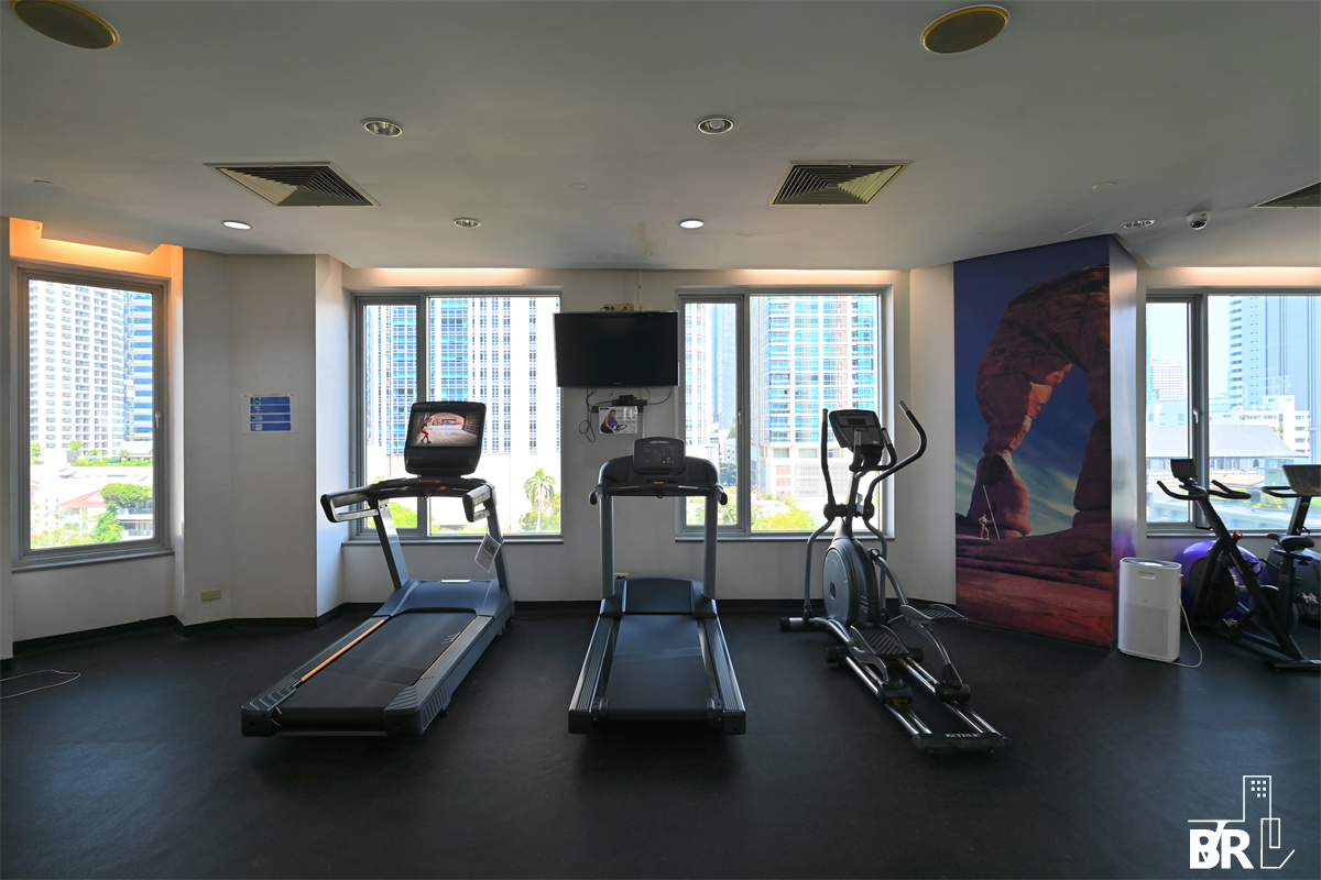 picture Live the Luxury Style in a High-potential Location All Season Mansion near BTS Phloen Chit - 5/9