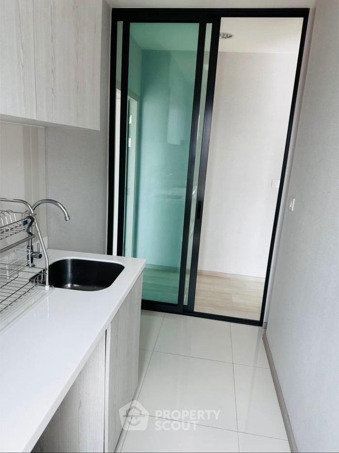 picture 2-BR Condo at Life Pinklao near MRT Bang Yi Khan (ID 1886237) - 11/16