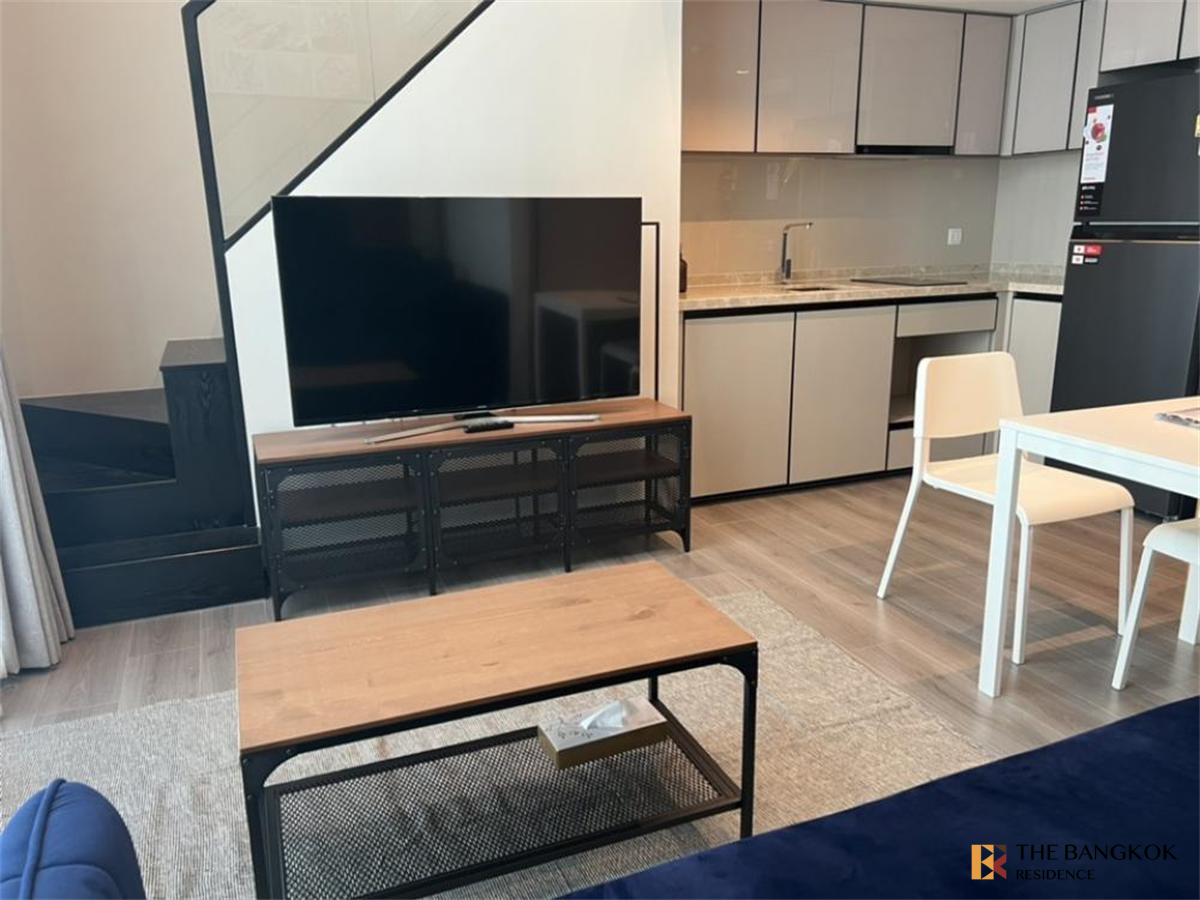 picture The Reserve Phahol – Pradipat near BTS Sena Ruam Premium Luxury Condo in Prime Location - 1/9