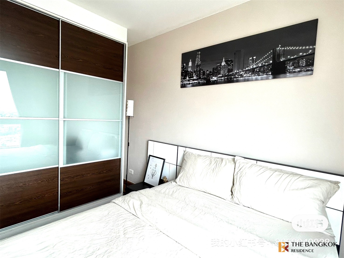picture Diamond Ratchada Luxury Unit, Ready for You Without the Wait near MRT Huai Khwang Station - 1/9