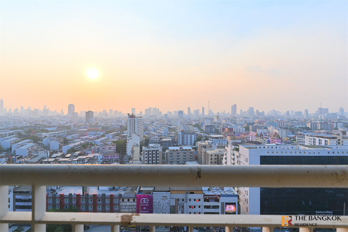 picture Life@Ratchada - Huaikhwang Start your comfort here near MRT Huai Khwang Station - 10/10