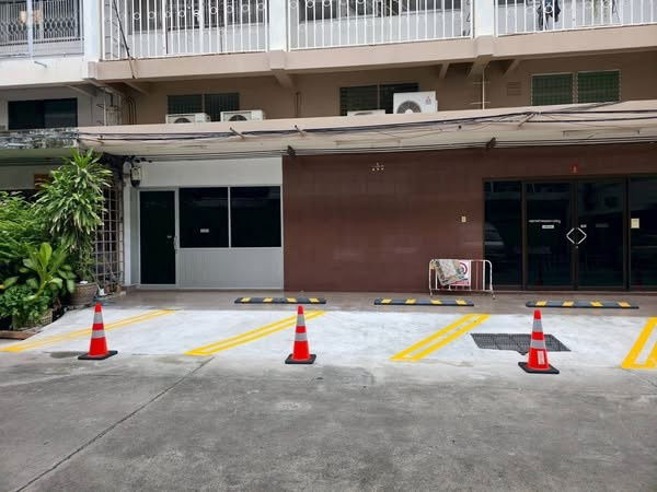 picture 💥CP-8228💥OFFICE for rent near BTS Phra Khanong / BTS On Nut 👉Add Line @expertcondo - 1/9