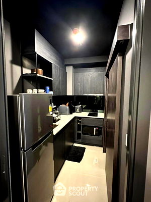 Condos for sale : 1-BR Condo at XT Huaikhwang near MRT Huai Khwang (ID 1966938)