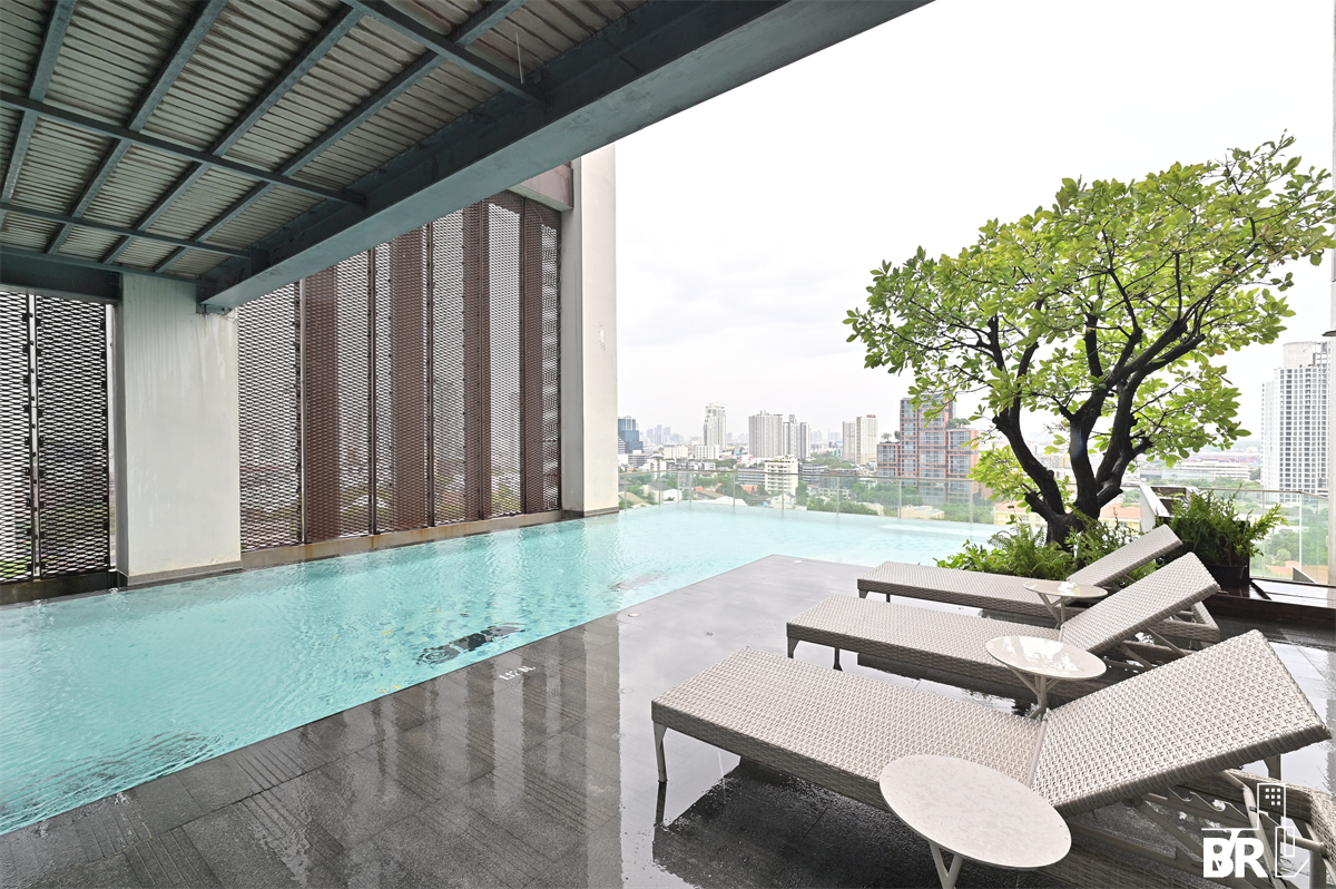รูป หรูหราเหนือระดับกับยูนิตสุด Luxury ไอดีโอ มอร์ฟ 38 ใกล้ BTS สถานีทองหล่อ - รูปที่ 2/9