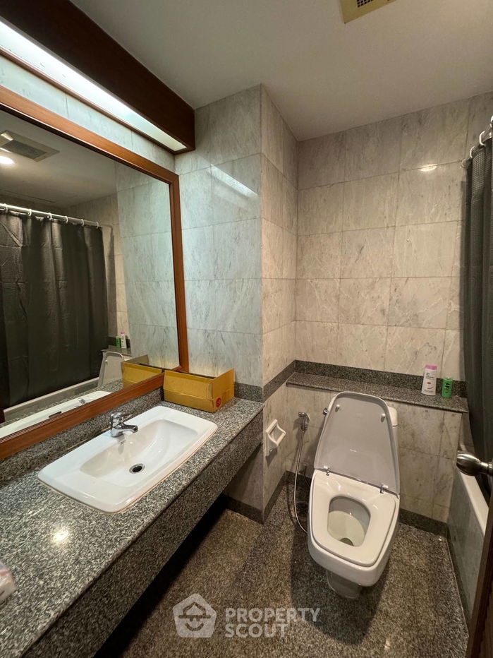 picture 1-BR Condo at President Place near BTS Chit Lom (ID 1950107) - 3/15