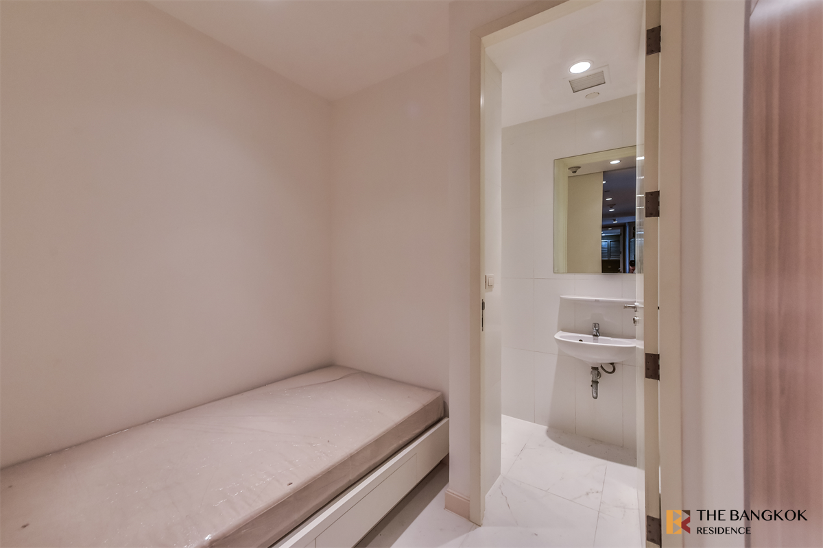 picture 185 Rajadamri near BTS Ratchadamri Luxurious Design, Elevated Atmosphere - 3/10