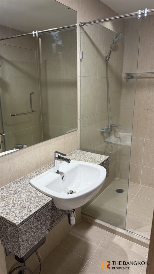 picture The Clover Thonglor Luxury Condo at Special Price - 4/10