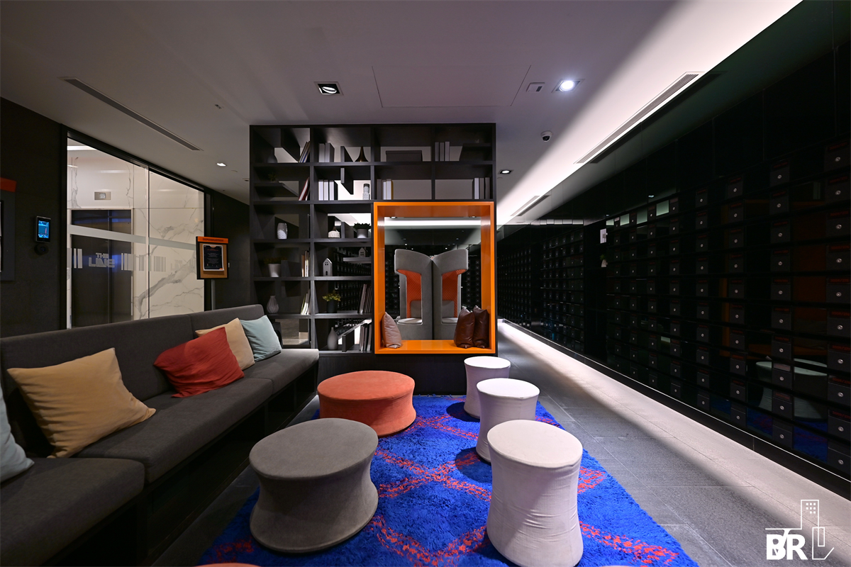 picture The Line Sukhumvit 101 near BTS Punnawithi Luxuriously Elevated Unit - 5/9