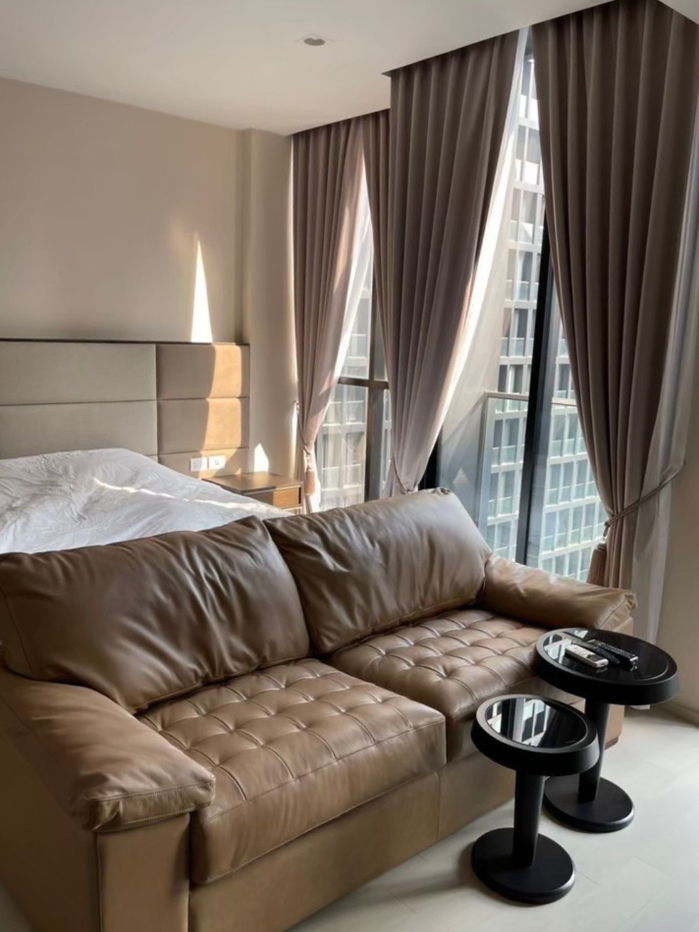 picture ♦ Best Price ♦ Tower B, 10+ Floor, Type A12 | 1 Bedroom, 46.72 sq.m. | Condo skywalk connect to BTS ploenchit and Central Embassy. - 1/18