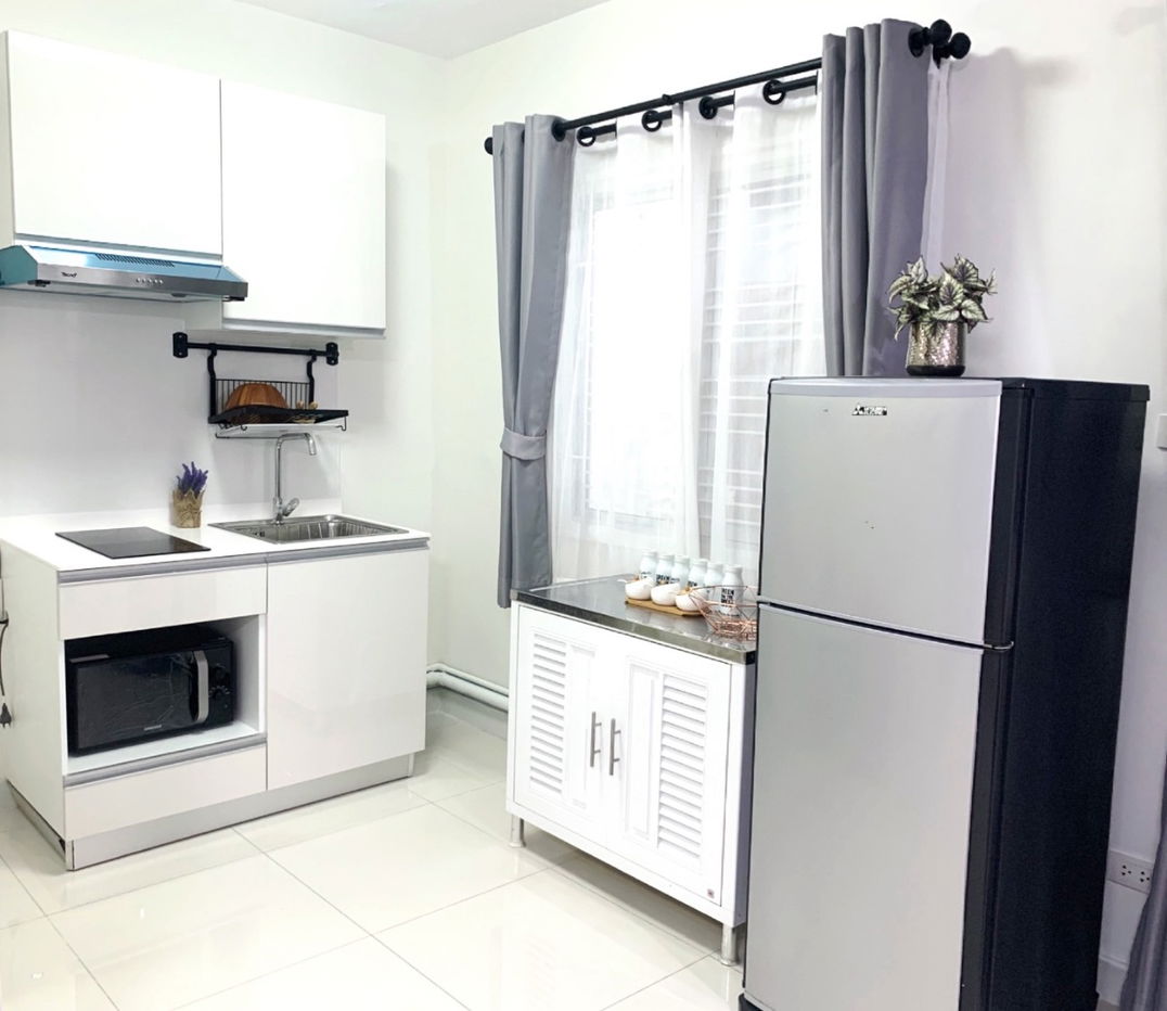รูป T 1419 ให้เช่า ทาวน์เฮ้าส์ 2 ชั้น ม.The Connect 20 ทางด่วนวัชรพล บ้านสวย เฟอร์นิเจอร์ครบ พร้อมอยู่ ราคา 17,000 บาท - รูปที่ 5/20
