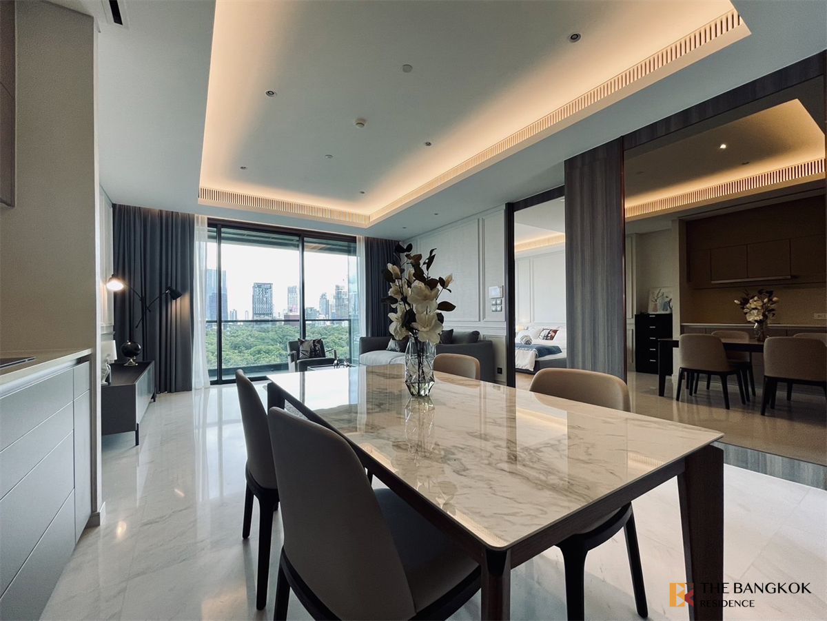 picture Live the Luxury Style in a High-potential Location Sindhorn Tonson - 2/10