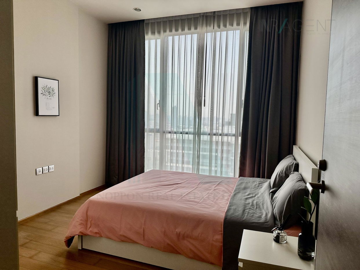 picture 🔺 For rent condo QUATTRO BY SANSIRI Building B, Floor 32,2 bed room, Room size 84 sqm - 4/8