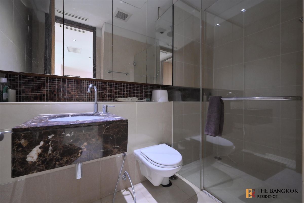 รูป คอนโด Luxury ราคาพิเศษ เดอะ เลค คอนโดมิเนียม ใกล้ BTS สถานีอโศก - รูปที่ 5/10