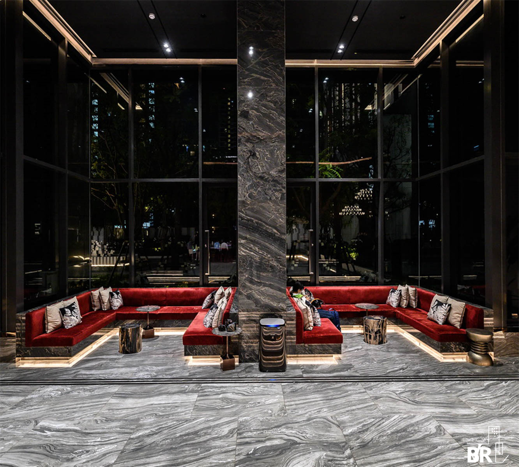 picture Life Asoke Hype  Ultimate Luxury Condo in Business District - 2/9