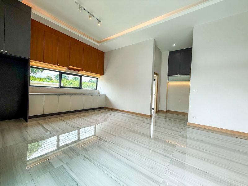 picture Single house for sale, Huai Yai, Phrom, Sriracha, beautiful house with private swimming pool - 5/20
