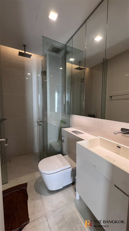 picture The Saint Residences Luxuriously Elevated Unit near MRT Phahonyothin Station - 8/10