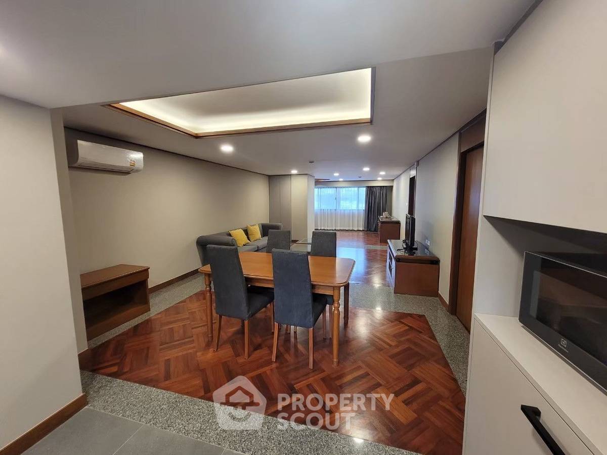picture 2-BR Condo at United Tower Thong Lor near BTS Thong Lor (ID 2080024) - 4/23