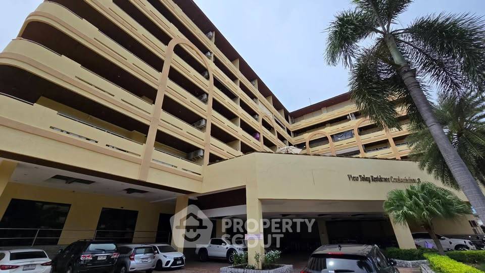 picture 2-BR Condo at View Talay 3 close to Phratamnak (ID 2208694) - 2/20