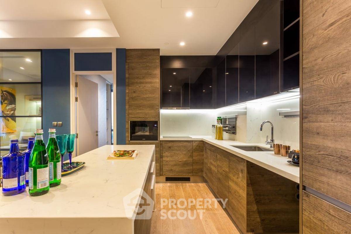 picture 2-BR Condo at Muniq Langsuan near BTS Ratchadamri (ID 1999579) - 10/26