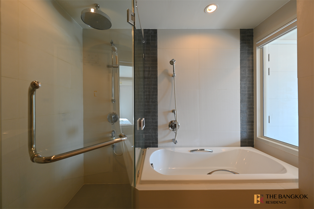 รูป เดอะ เครสท์ สุขุมวิท 49  คอนโดหรูสุด Luxury ย่านธุรกิจ - รูปที่ 8/10