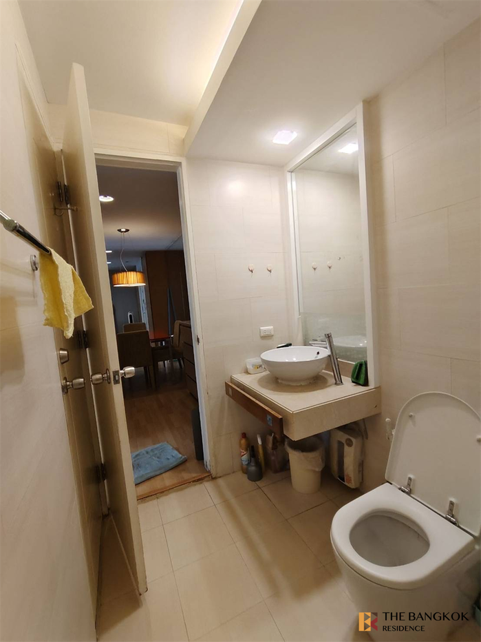 picture The Bangkok Thanon Sub near MRT Sam Yan Station The Privilege of Luxury in an Economic Hub Location - 3/10