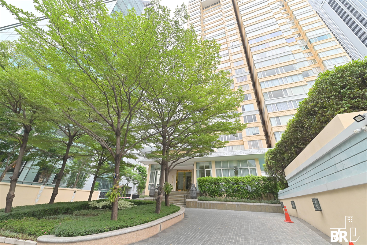 picture Ultimate Luxury Lifestyle with Convenience Hampton Thonglor 10 - 9/9