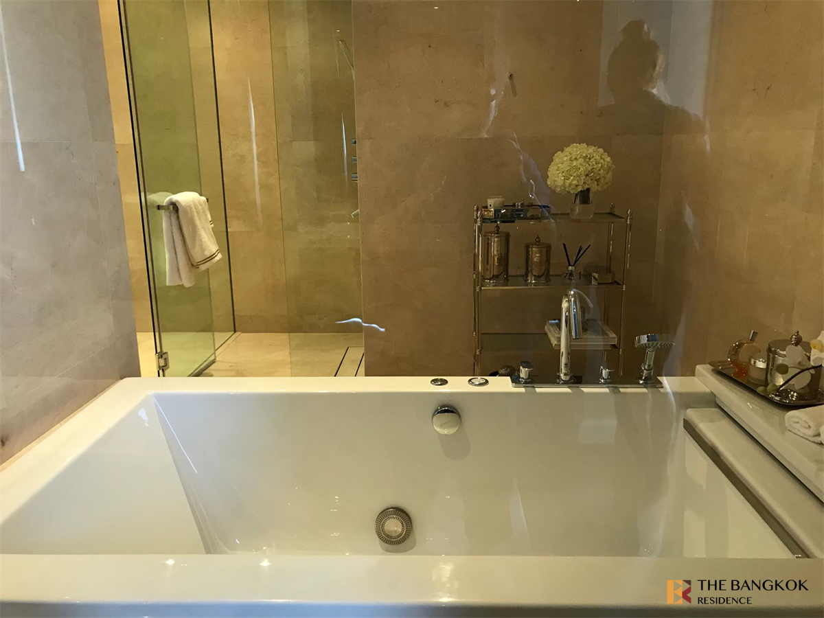 รูป สะดวกสบายกับไลฟ์สไตล์สุด Luxury มาร์ค สุขุมวิท ใกล้ BTS สถานีพร้อมพงษ์ - รูปที่ 6/10