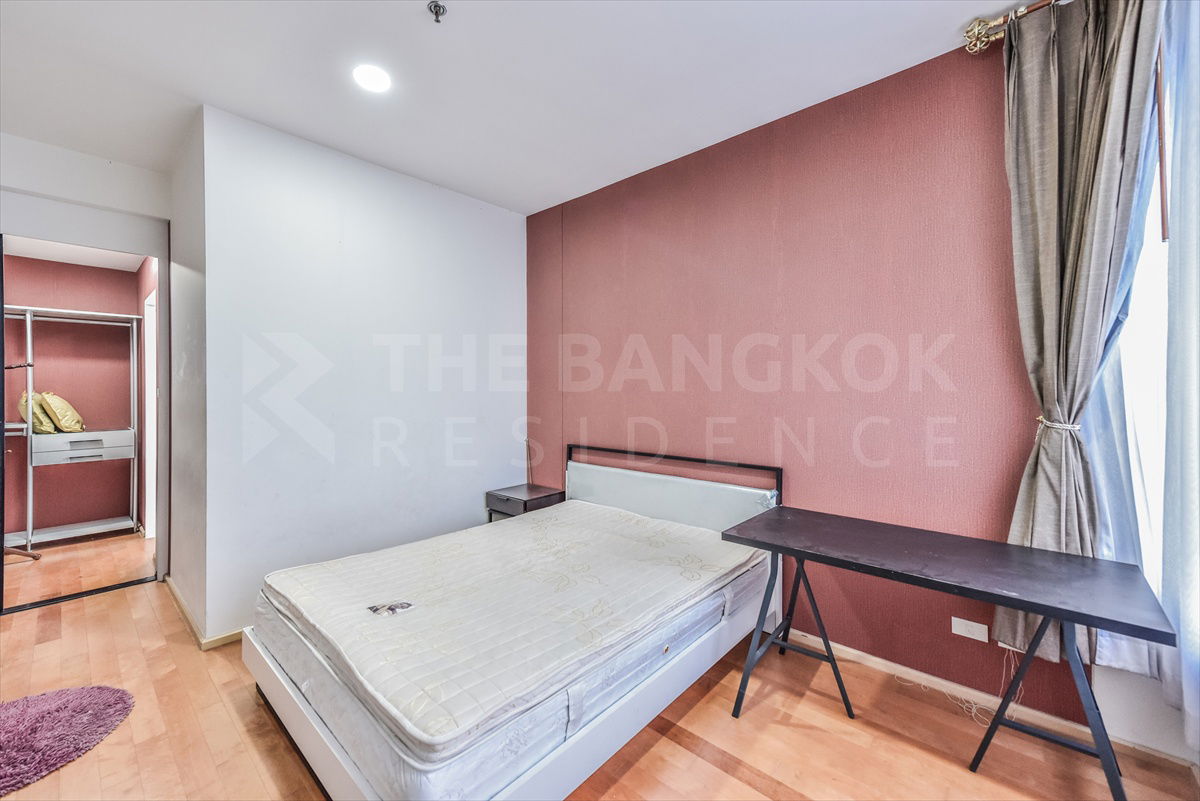 picture Villa Rachatewi, Great value in the heart of the city! Near BTS Ratchathewi - 2/11
