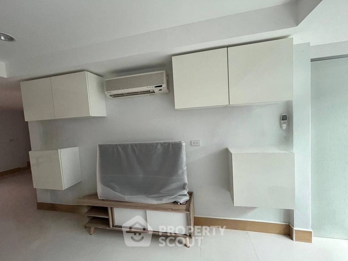 รูป ทาวน์เฮาท์ 3-ห้องนอน ใกล้ BTS ห้าแยกลาดพร้าว (ID 2035788) - รูปที่ 6/21