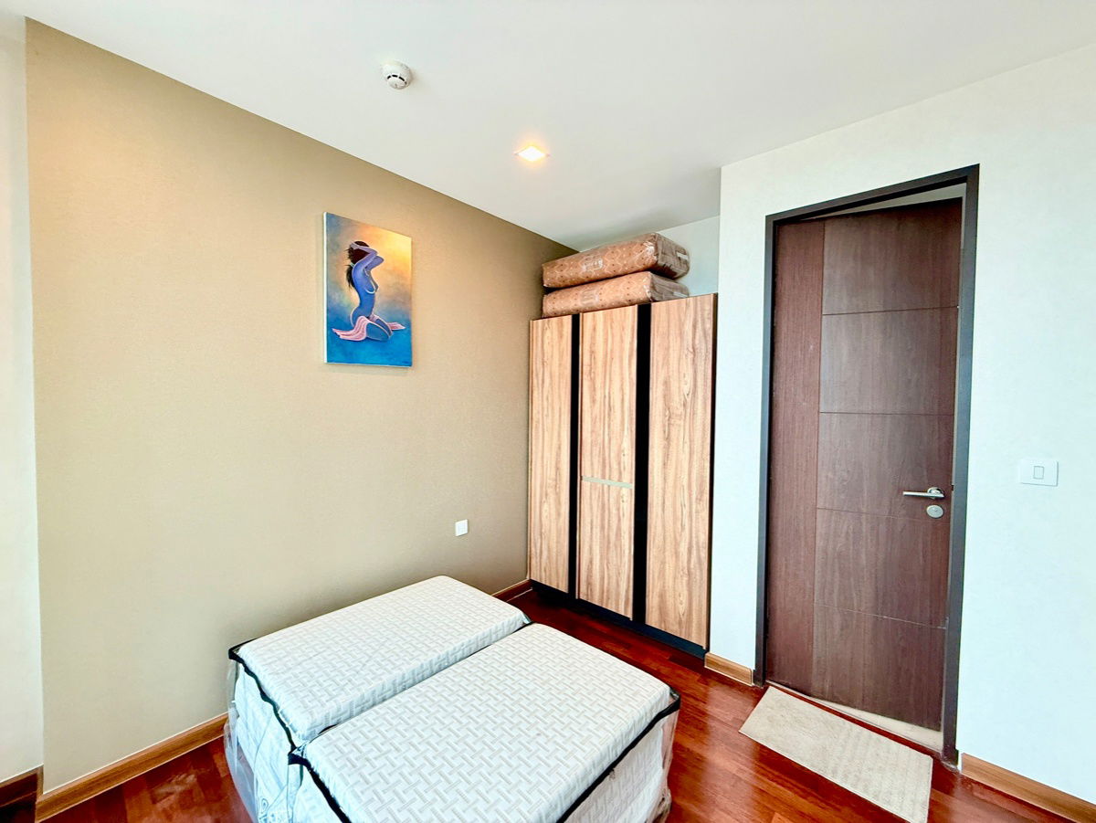 picture For Rent " 𝐖𝐢𝐬𝐡 𝐒𝐢𝐠𝐧𝐚𝐭𝐮𝐫𝐞 𝐌𝐢𝐝𝐭𝐨𝐰𝐧 𝐒𝐢𝐚𝐦 " Near BTS-Ratchathewi Size 35 Sq.m. Floor 33  - 3/16