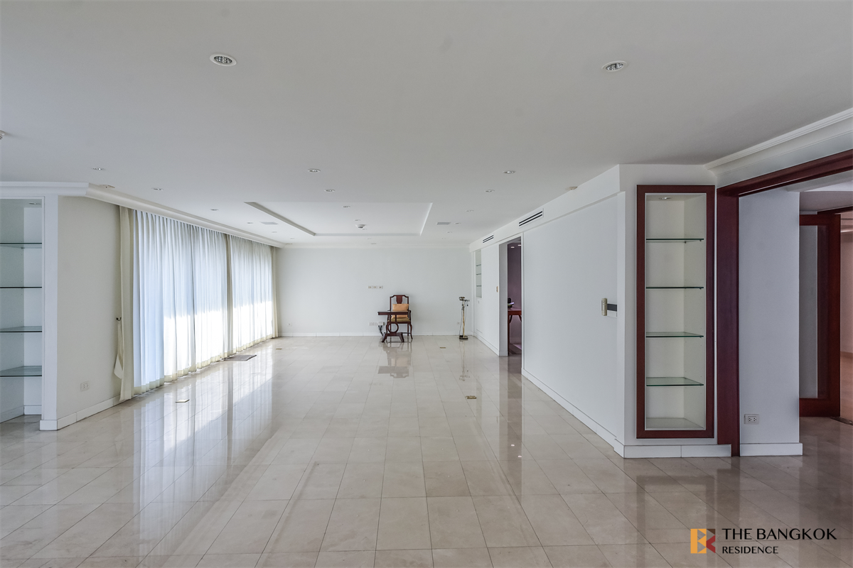 picture Somkid Gardens Luxury Condo Ready to Move-in at the Best Location near BTS Phloen Chit - 6/10