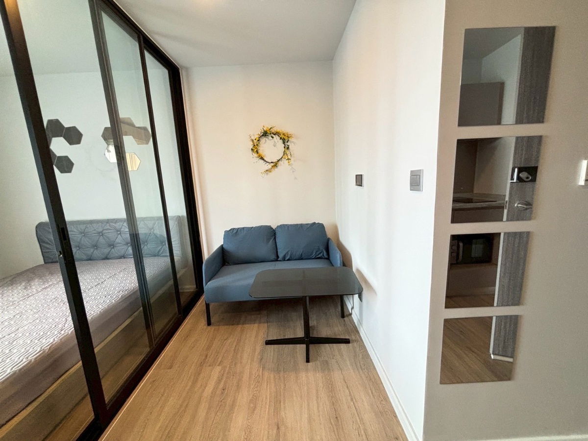 picture Atmos Ratchada – Modern Condo near MRT Huai Khwang, Only 14,000 THB/Month - 11/11