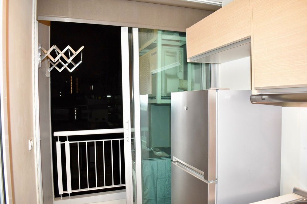picture 🔥 Sale with tenant !!🔥 Code C20231100483..........Rhythm Ratchada, 1 bedroom, 1 bathroom, North Facing, furnished, SELL AT LOSS!!📣📣 - 9/10