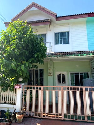 เช่าทาวน์โฮม ศูนย์ฝึกอบรม tot : ให้เช่าบ้าน2ชั้น ซอย วงศ์สว่าง11 อยู่ใกล้ มจพ. ของกินเยอะ มี 7-eleven หน้าปากทาง