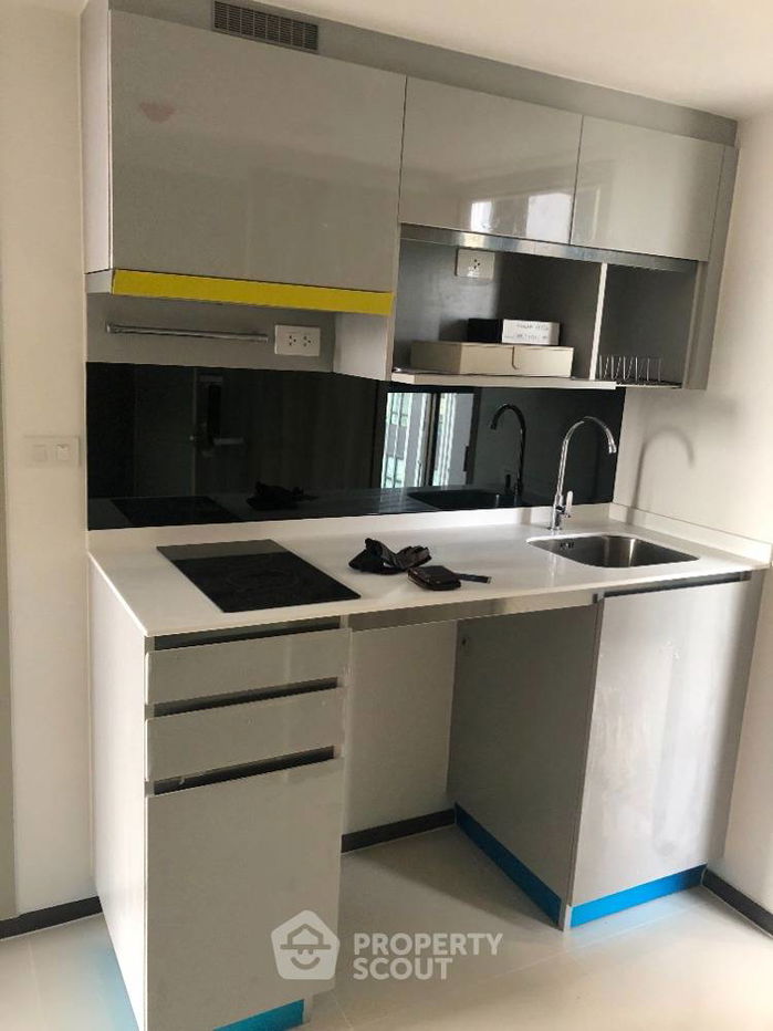 picture 1-BR Condo at Knightsbridge Space Ratchayothin near BTS Ratchayothin (ID 765903) - 1/11