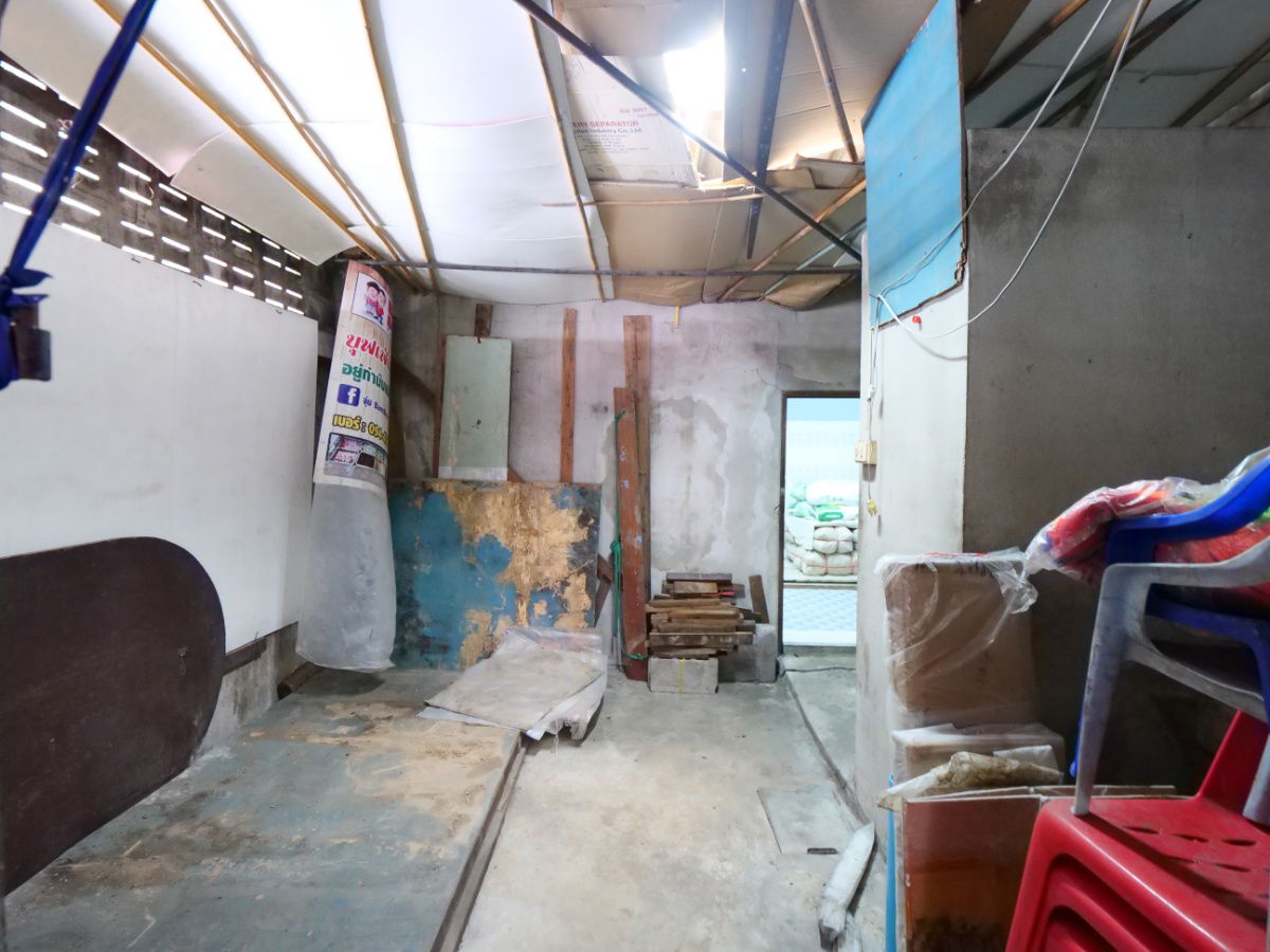 รูป ขายอาคารพานิชย์ 3.5 ชั้น 19 ตรว. ซอยกำนันแม้น ราคาดีที่สุดในย่านนี้ ขายเพียง 2.2 ล้าน หน้ากว้าง 4 เมตร พื้นที่ใช้สอยประมาณ 220 ตรม.  - รูปที่ 66/80